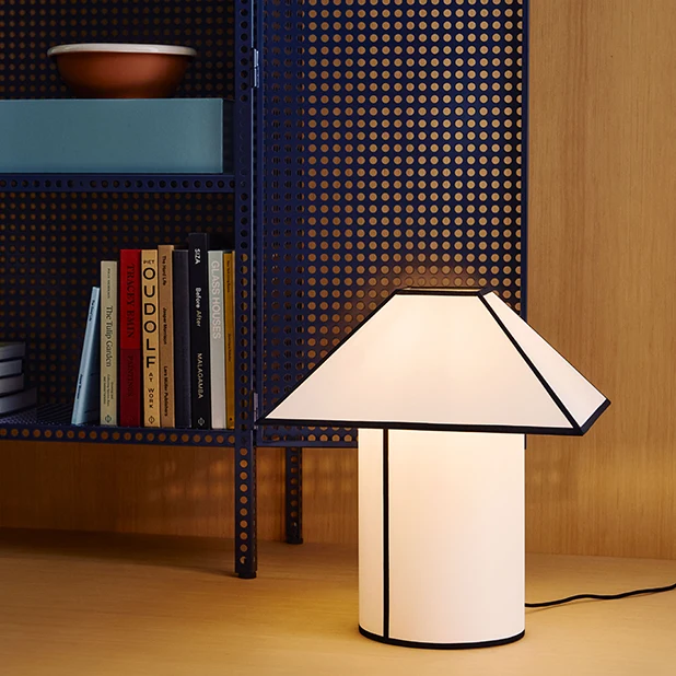 Ava Pyramid Bordslampa