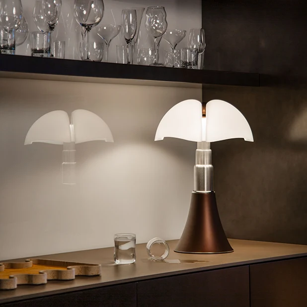 Pipistrello Medium Bordslampa