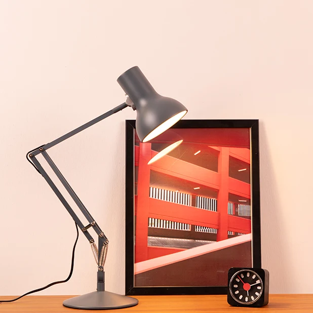 Type 75 Mini Skrivbordslampa